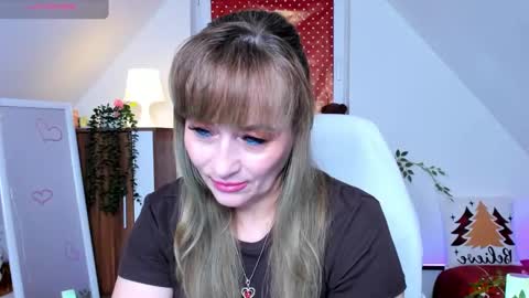 Milana - on air every day except Wednesday from 9 pm to 4 am European time online show from 01-11-26, 09:20