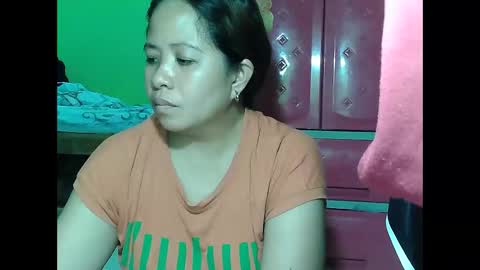 Snapshot of naughtymom26 chatting on 09-23-25, 01:08 naughtymom26 online show from 09-23-25, 01:08