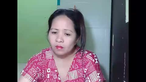 Snapshot of naughtymom26 chatting on 10-11-25, 10:14 naughtymom26 online show from 10-11-25, 10:14