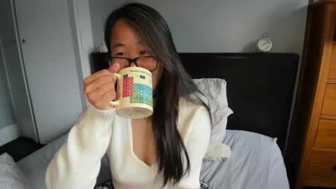 Gigi Chu  online show from 10-01-25, 01:06