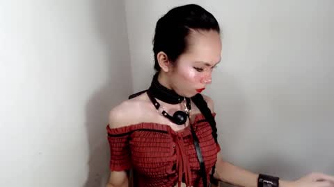 Snapshot of naughtypetiteangel chatting on 09-29-25, 10:03 naughtypetiteangel online show from 09-29-25, 10:03