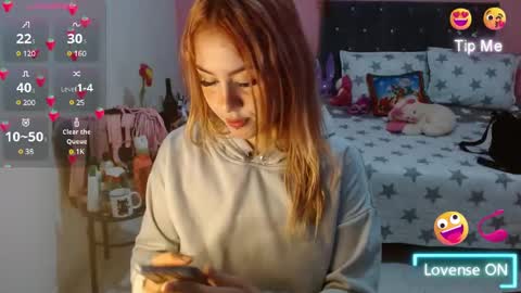 Snapshot of naughtyplayass chatting on 12-30-24, 06:49 naughtyplayass online show from 12-30-24, 06:49