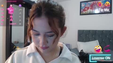 Snapshot of naughtyplayass chatting on 10-14-25, 06:42 naughtyplayass online show from 10-14-25, 06:42