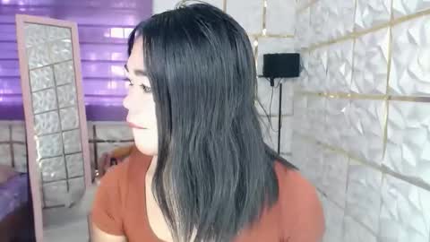 Snapshot of naughtyprincessmae chatting on 04-13-26, 01:00 PrincessMae online show from 04-13-26, 01:00