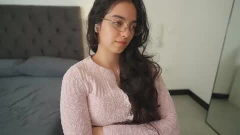 Snapshot of naughtysammx chatting on 06-18-26, 03:27 Naughty Samm online show from 06-18-26, 03:27