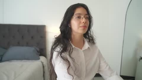 Snapshot of naughtysammx chatting on 06-30-26, 04:19 Naughty Samm online show from 06-30-26, 04:19