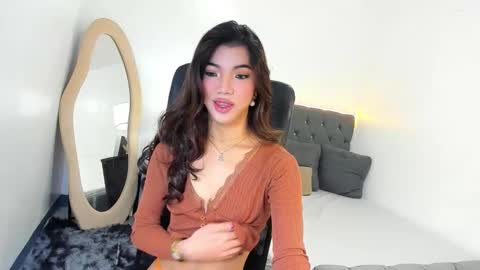 Snapshot of naughtyvixennova chatting on 09-30-25, 08:58 Cassie online show from 09-30-25, 08:58