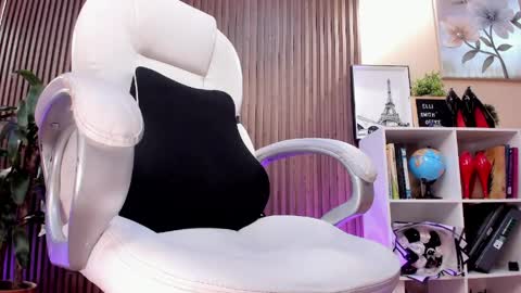         online show from 06-09-26, 07:36