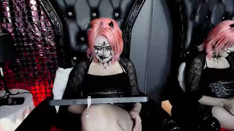 Navier  online show from 01-09-26, 08:32