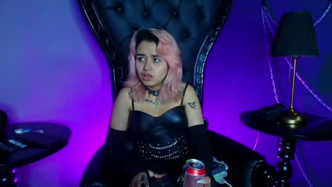 Navier  online show from 05-20-26, 03:13