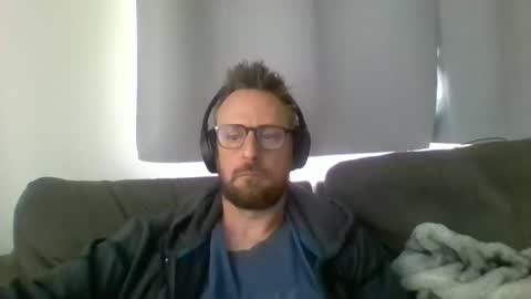 nawtydom1977 online show from 10-22-25, 07:57