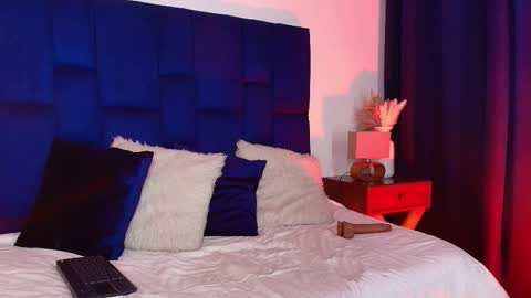 Snapshot of naya_velbet chatting on 09-12-25, 11:32 naya_velbet online show from 09-12-25, 11:32