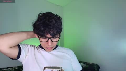 Naytoon online show from 04-23-26, 02:02