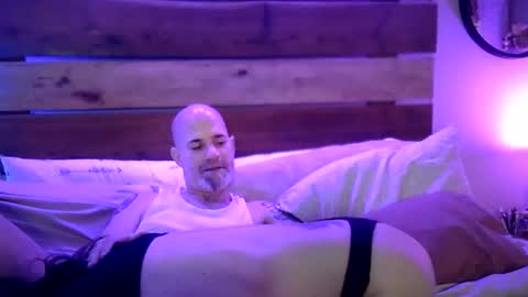 Snapshot of nc_bald_and_beautiful chatting on 12-02-25, 09:03 NC Bald And Beautiful online show from 12-02-25, 09:03