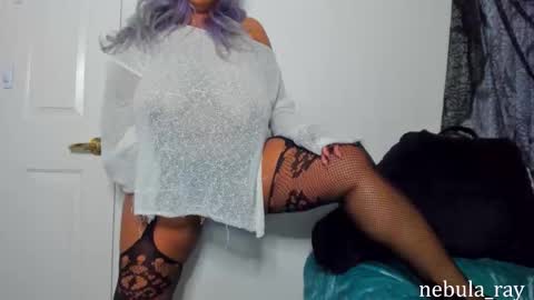 Snapshot of nebula_ray chatting on 11-25-25, 02:28 Nebula Ray online show from 11-25-25, 02:28