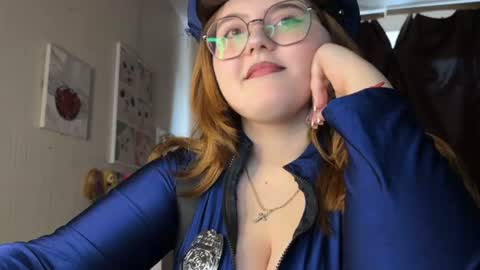Snapshot of nectardream chatting on 06-19-26, 07:56 nectardream online show from 06-19-26, 07:56