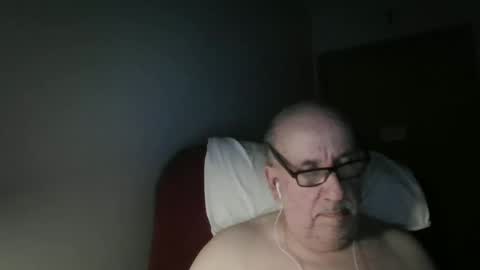 Tom online show from 04-19-26, 01:16