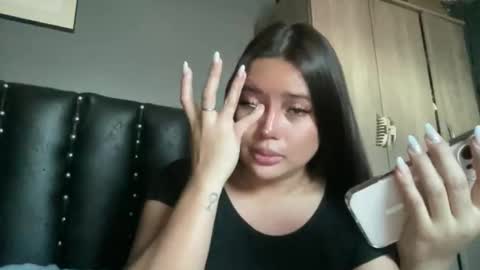 karla online show from 04-24-26, 03:20