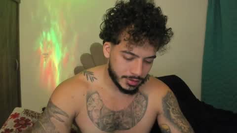 Nei turn green online show from 04-14-26, 03:45