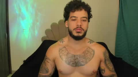 Nei turn green online show from 04-16-26, 06:14