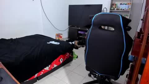 Geek Nicole    im Neeko UwU online show from 07-26-26, 11:50