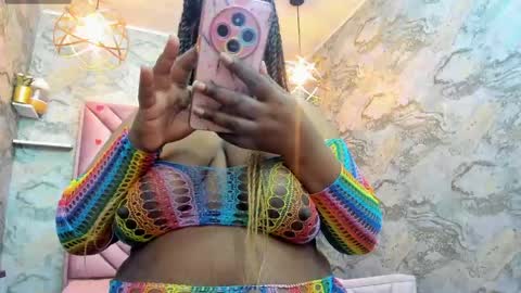 Nefer  online show from 05-25-26, 08:15