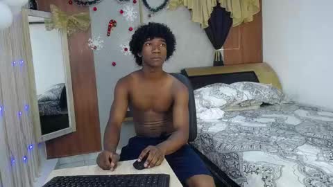 Snapshot of negga_cum chatting on 01-06-26, 01:04 NEGGA online show from 01-06-26, 01:04
