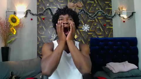 Snapshot of negga_cum chatting on 01-10-26, 01:35 NEGGA online show from 01-10-26, 01:35