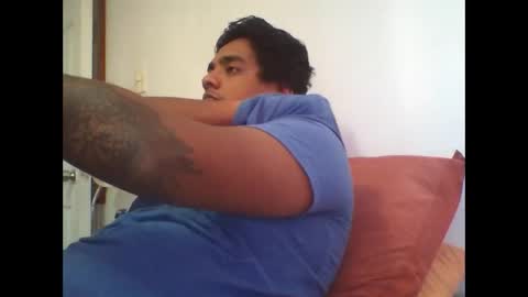 Snapshot of negritoo_2503 chatting on 10-23-25, 11:20 negritoo_2503 online show from 10-23-25, 11:20