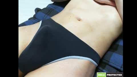 Snapshot of neiko_body chatting on 04-18-26, 09:35 neiko body online show from 04-18-26, 09:35