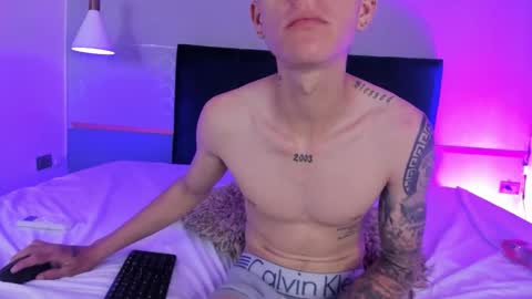 Snapshot of neill_lorde chatting on 12-17-25, 08:37 Neill online show from 12-17-25, 08:37