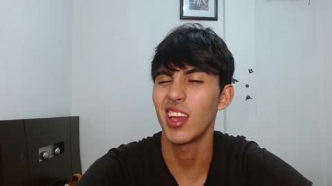 Snapshot of neithanzyn chatting on 12-23-24, 07:41 Neithanzyn online show from 12-23-24, 07:41