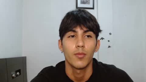 Snapshot of neithanzyn chatting on 12-31-24, 12:15 Neithanzyn online show from 12-31-24, 12:15