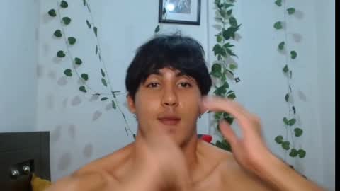 Snapshot of neithanzyn chatting on 02-19-25, 02:33 Neithanzyn online show from 02-19-25, 02:33