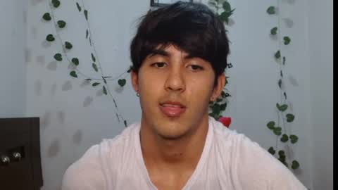 Snapshot of neithanzyn chatting on 02-19-25, 07:59 Neithanzyn online show from 02-19-25, 07:59