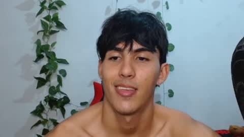 Snapshot of neithanzyn chatting on 02-23-25, 10:31 Neithanzyn online show from 02-23-25, 10:31