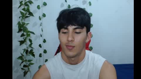 Snapshot of neithanzyn chatting on 03-06-25, 07:32 Neithanzyn online show from 03-06-25, 07:32