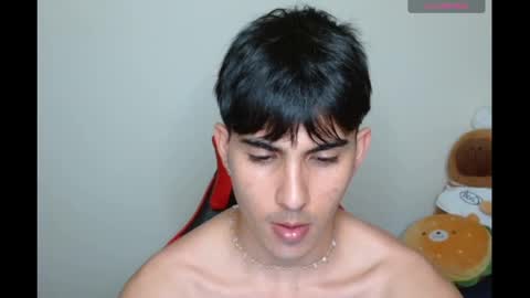 Snapshot of neithanzyn chatting on 09-19-25, 08:20 Neithanzyn online show from 09-19-25, 08:20