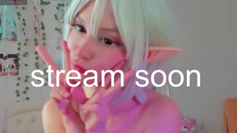 neko_kitsune online show from 10-20-25, 04:18