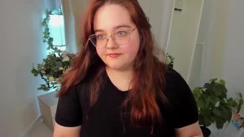 neko_moor online show from 09-17-25, 08:43