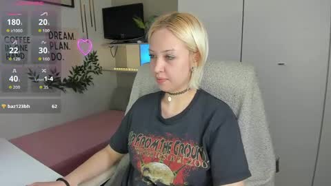 Kate online show from 04-28-26, 08:36