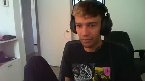 Buck online show from 09-18-25, 05:04