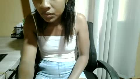 nelia_84 online show from 06-13-26, 10:57