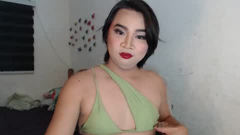 nellathegoodcummer online show from 10-25-25, 01:51