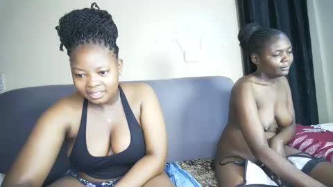 nellyeluxe online show from 02-22-26, 10:08