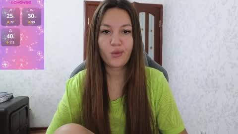 Snapshot of nellyfischer chatting on 12-19-24, 04:56 Nelly online show from 12-19-24, 04:56