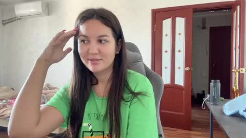 Snapshot of nellyfischer chatting on 02-17-25, 07:26 Nelly online show from 02-17-25, 07:26