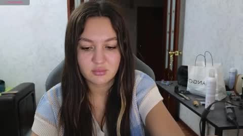 Snapshot of nellyfischer chatting on 03-11-25, 06:19 Nelly online show from 03-11-25, 06:19