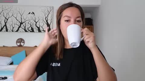 Snapshot of nellyfischer chatting on 11-09-25, 11:58 Nelly online show from 11-09-25, 11:58