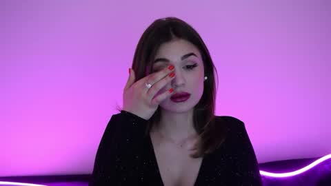 Snapshot of nellynoir chatting on 03-13-26, 07:31 Nelly online show from 03-13-26, 07:31